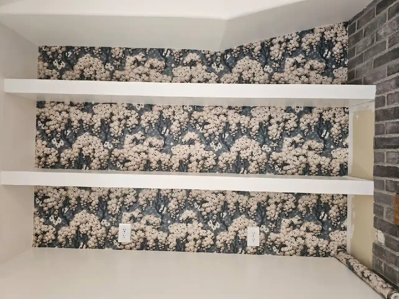 Sandy Springs Georgia wallpaper installation